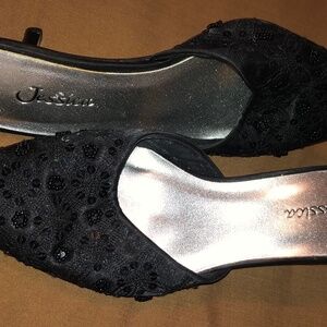 Women’s Size 5/6 Vintage Beaded and Sequinned Black Evening Shoes
